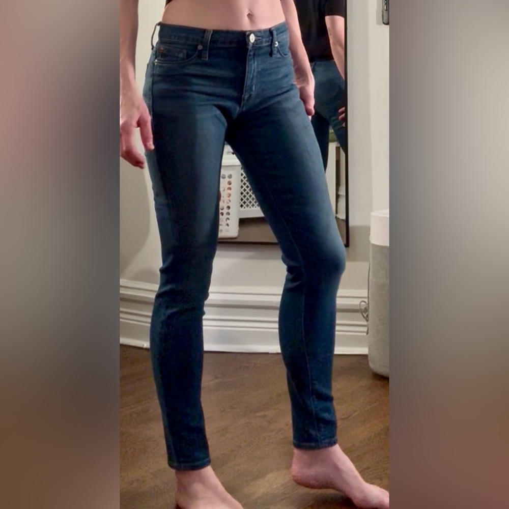 Hudson Women's blue jeans - size 28